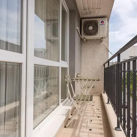 Apartamento Bright Place Next To Grand Mall Varna